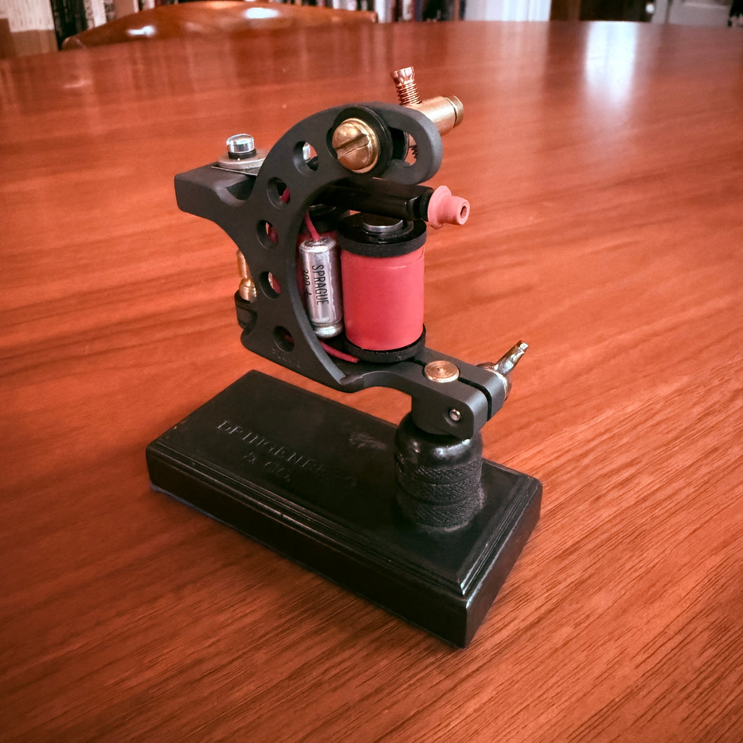 Ready to ship All around shader tattoo machine.